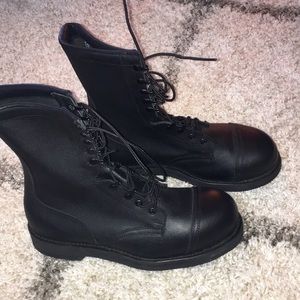 Addison military steel toe boots. Size 10 W